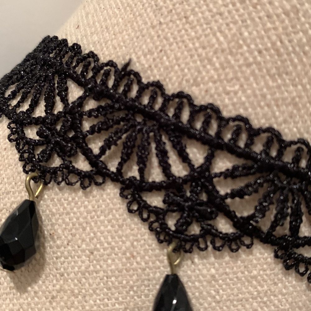 Black Lace Beaded Choker Necklace Victorian Lace Drop Detail - Picture 6 of 7